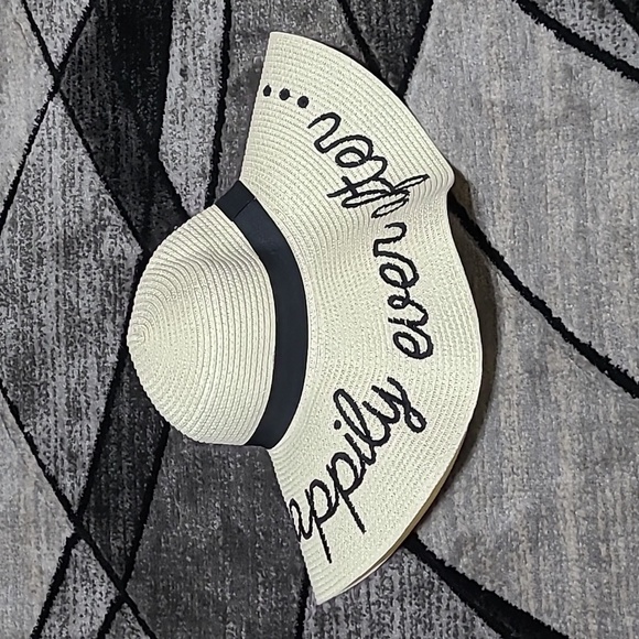 HAPPILY EVER AFTER...EMBROIDERY STRAW SUN 👒 HAT - Picture 13 of 14